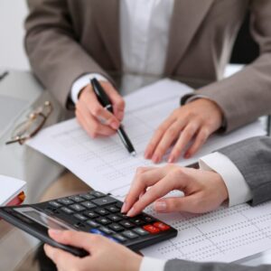 come-diventare-esperto-contabile-commercialista-1536x1024